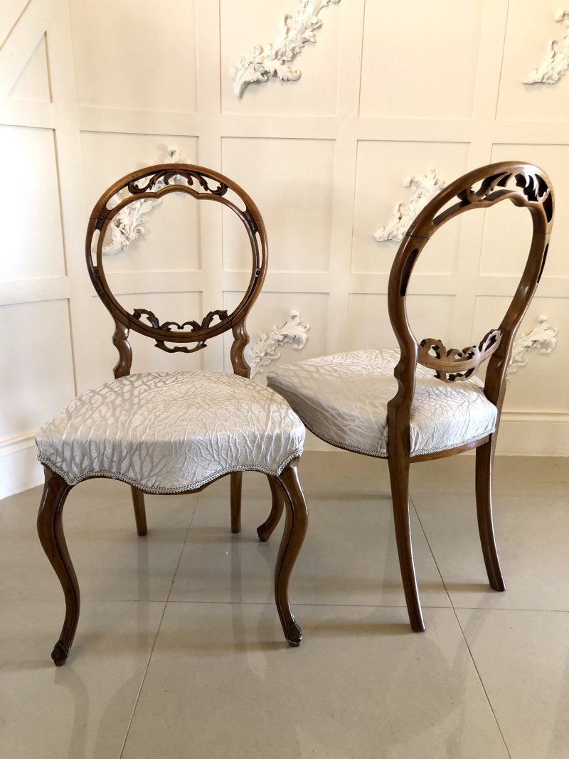 Fine Quality Set of Six Victorian Antique Walnut Dining Chairs - Image 4